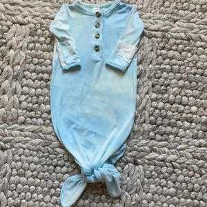 Lou Lou knotted light blue tie dye gown (newborn)